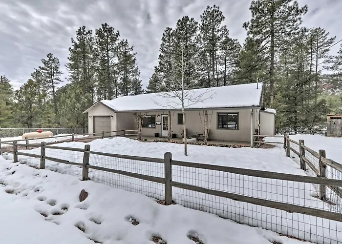 Holiday home ~ 8 Mi To State Park & Trails: Mountain Pine