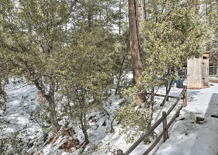 ~ 8 Mi To State Park & Trails: Mountain Holiday home *